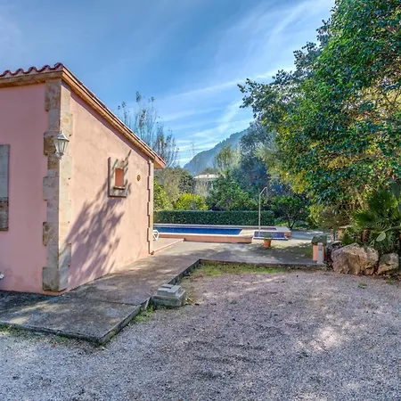 Can Plomer Holiday home *